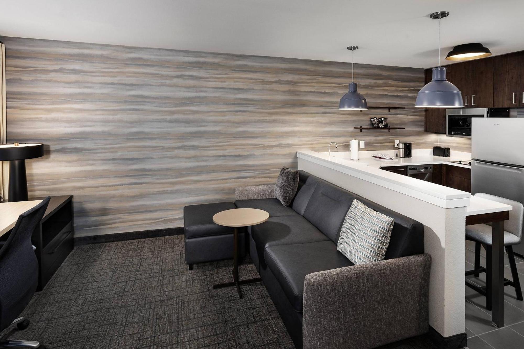 Residence Inn By Marriott Milwaukee Брукфилд Экстерьер фото